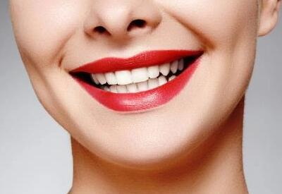 日常美白牙齿的十个方法(日常美白牙齿的小窍门)