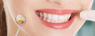 牙齿间有缝隙什么原因(6岁女孩牙齿间缝隙大)
