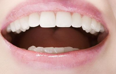 根管治疗牙龈肿痛和口腔溃疡_根管治疗会导致口腔溃疡吗
