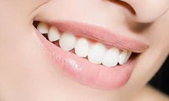 矫正牙齿导致牙槽骨吸收(矫正牙齿导致牙槽骨突出)