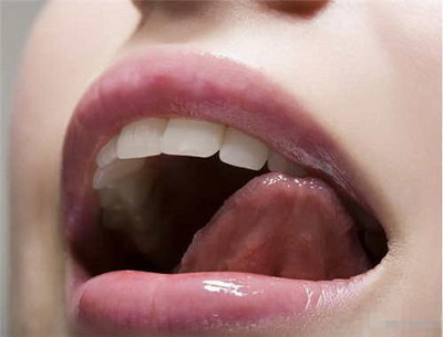 牙齿中间开裂能修复吗(如何修复牙齿中间开裂？)