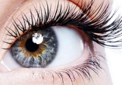 眼角痒越揉越痒用什么眼药水【眼角总有白色分泌物用什么眼药水】