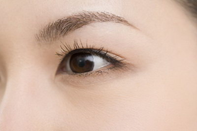 双眼皮手术可以半个月拆线吗[做双眼皮手术半个月可以吃竹笋吗]